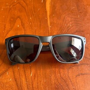 Oakley Holbrook sunglasses good condition